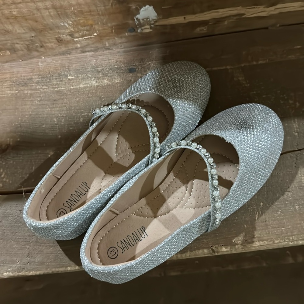 Girls Sparkle Flat